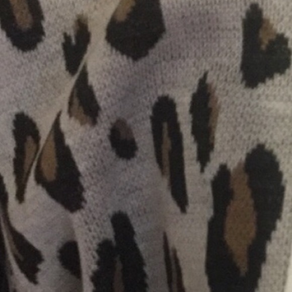 BLACK LEOPARD PRINT SLEEVE PANEL TUNIC TOP - Picture 5 of 7